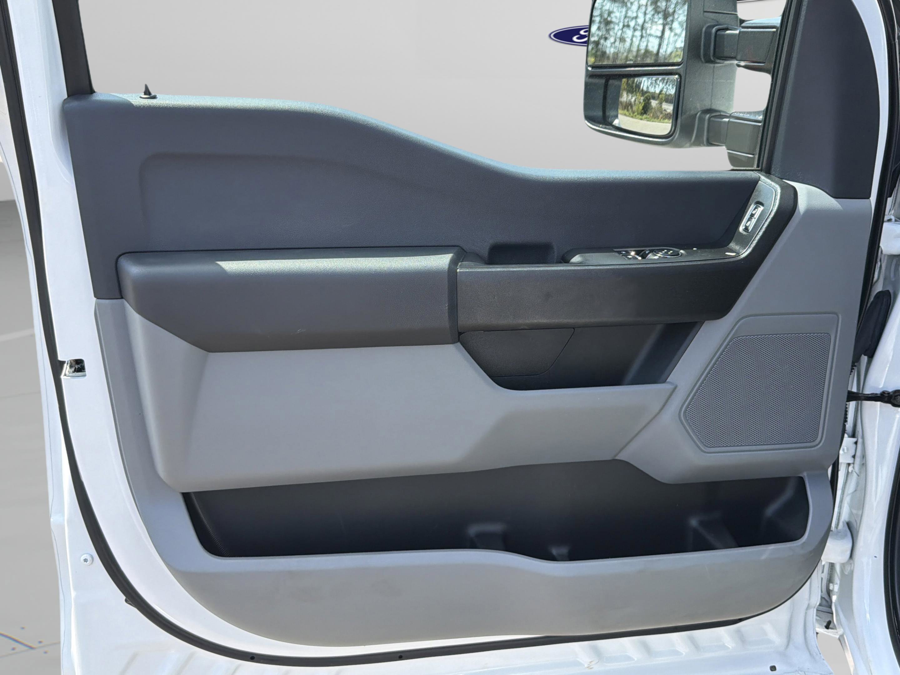 Used 2024 Ford F350 XL w/ 360-Degree Camera Package image 21