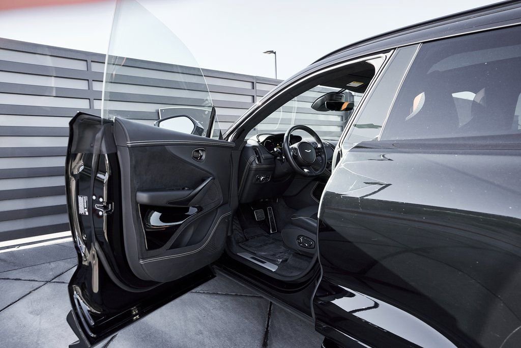 Used 2023 Aston Martin DBX 707 image 26