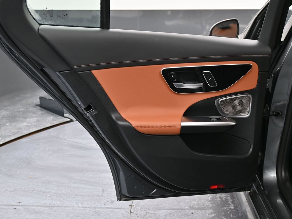 Used 2024 Mercedes-Benz C 300 4MATIC Sedan image 42