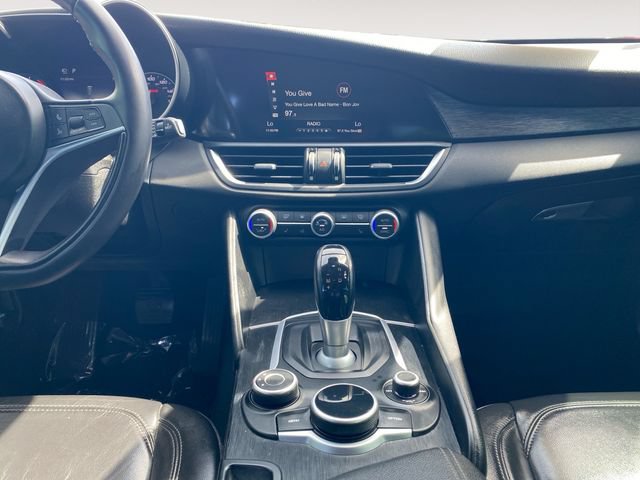 Used 2019 Alfa Romeo Giulia AWD w/ Cold Weather Package image 11