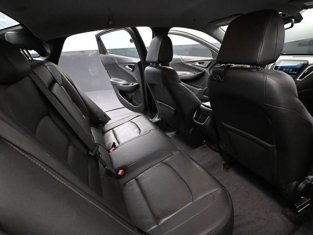 Used 2019 Chevrolet Malibu LT w/ Leather Package image 38