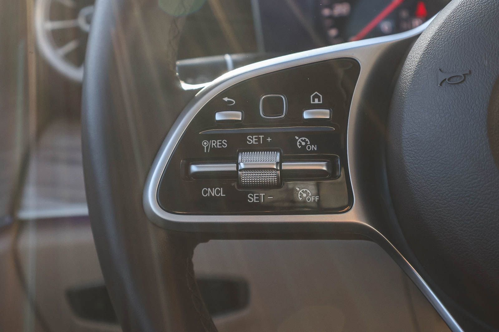 Used 2020 Mercedes-Benz E 450 Coupe image 35