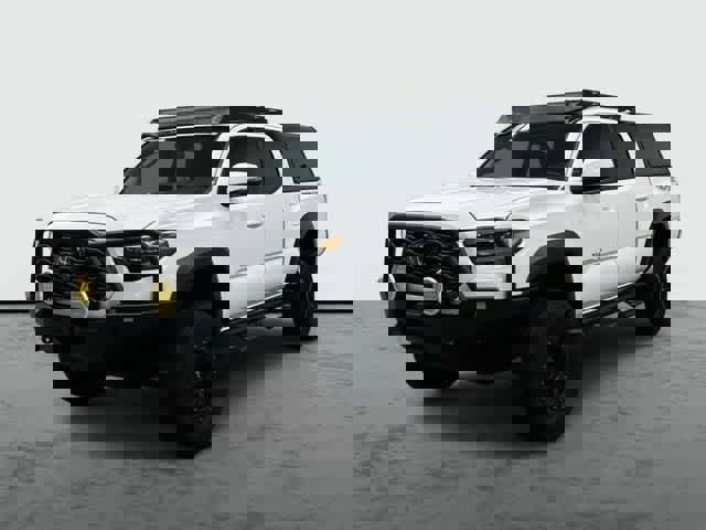 Used 2023 Toyota Tacoma TRD Off-Road image 1