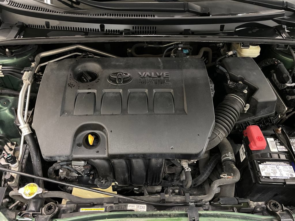 Used 2015 Toyota Corolla LE FWD image 43