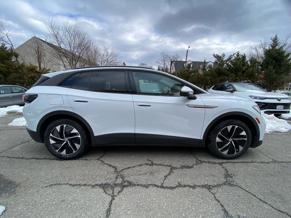 Used 2021 Volkswagen ID.4 Pro S image 2