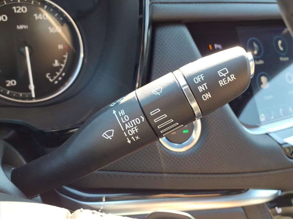 New 2025 Cadillac XT5 Premium Luxury w/ LPO, Floor Liner Package image 18