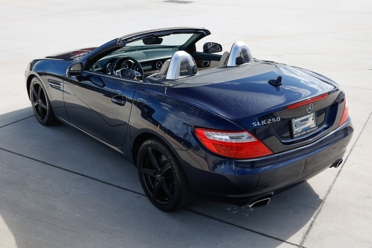 Used 2014 Mercedes-Benz SLK 250 image 7