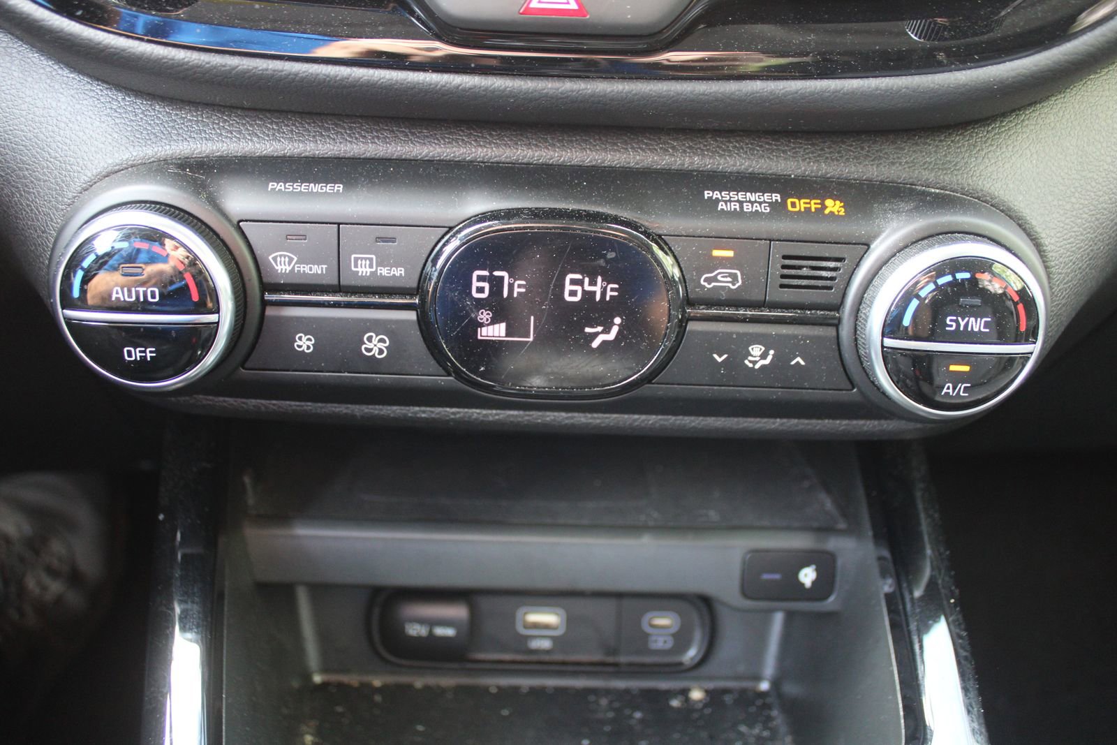 Certified 2023 Kia Soul S image 36