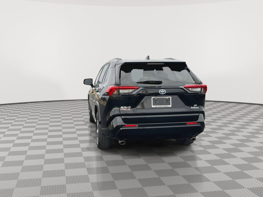 Used 2022 Toyota RAV4 SE image 7
