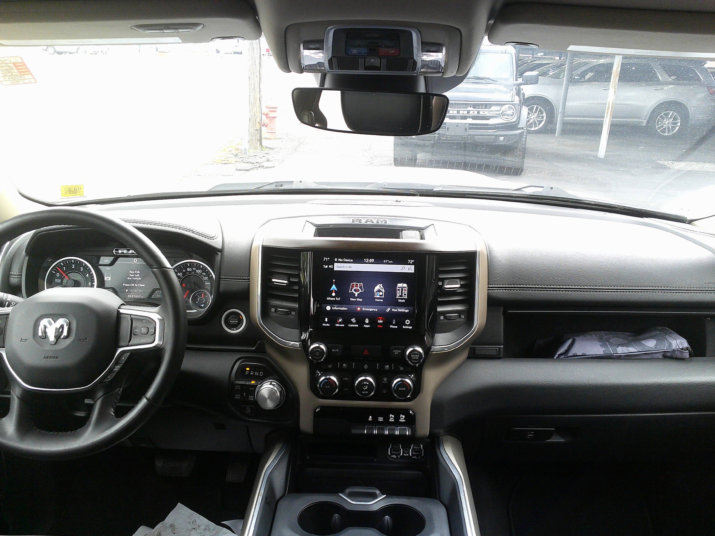 Used 2021 RAM 1500 Laramie AWD/4WD image 18