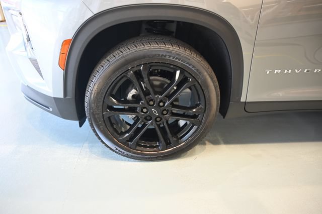 New 2026 Chevrolet Traverse LT w/ LPO, Floor Liner Package FWD image 29