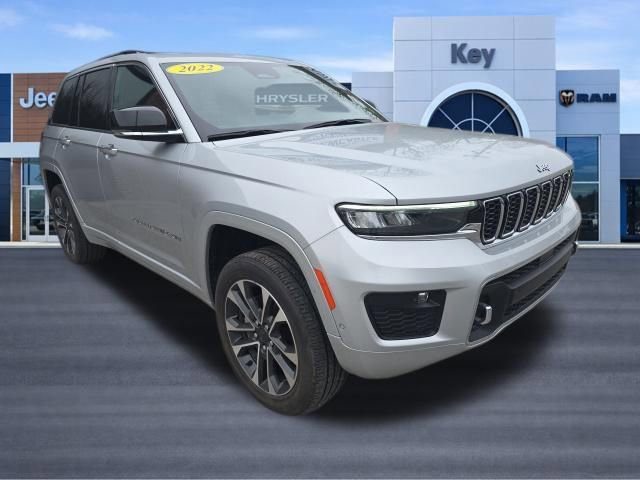 Used 2022 Jeep Grand Cherokee Overland w/ Luxury Tech Group IV AWD/4WD video 3