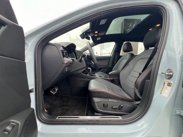 Used 2025 Volkswagen Jetta GLI Autobahn image 18