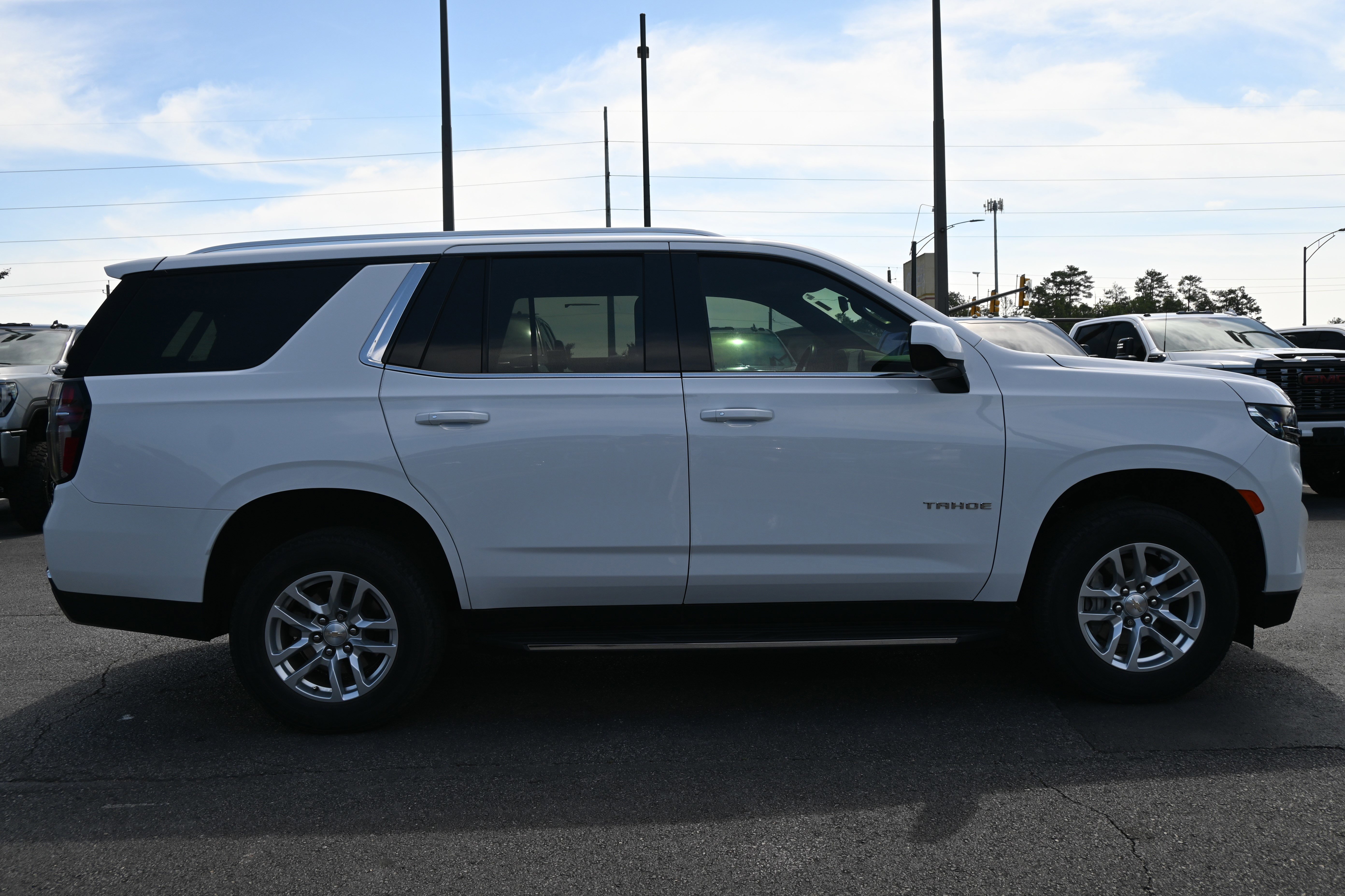 Used 2021 Chevrolet Tahoe LS RWD image 12