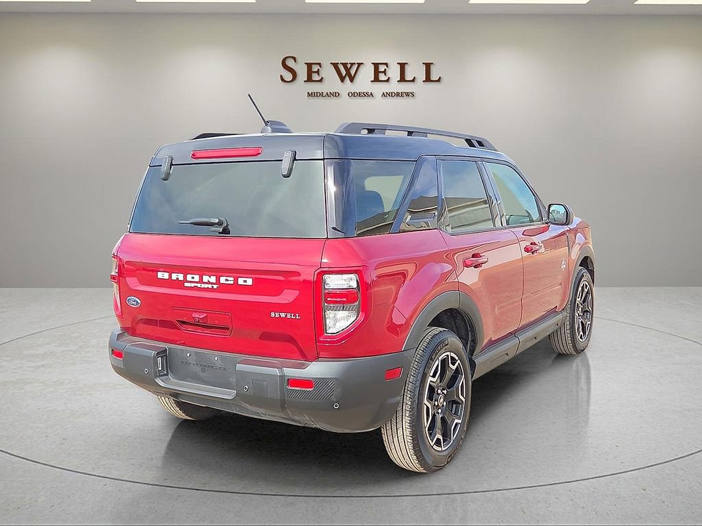 Used 2025 Ford Bronco Sport Outer Banks AWD/4WD image 5
