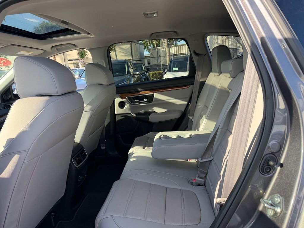 Used 2018 Honda CR-V Touring image 12