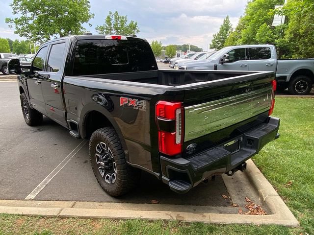 Used 2024 Ford F250 Platinum w/ FX4 Off-Road Package AWD/4WD image 32
