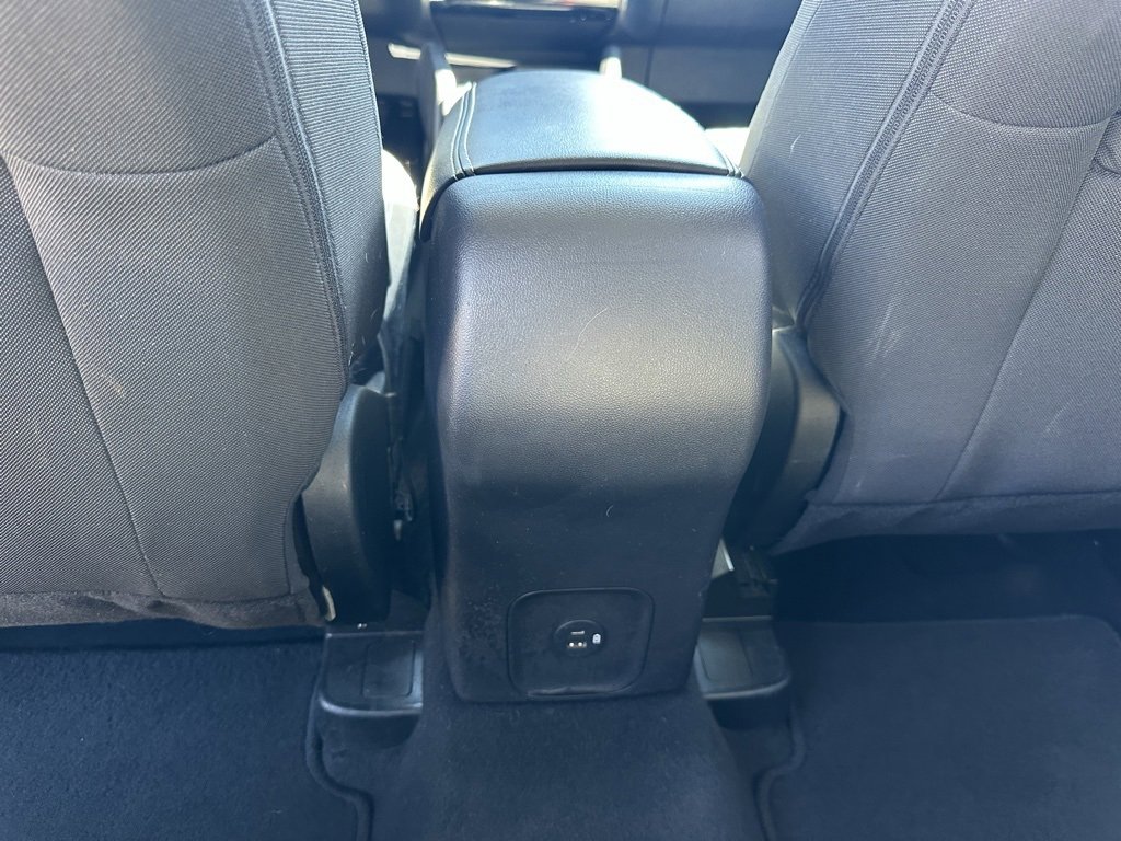 Used 2022 Ford Escape SE image 20