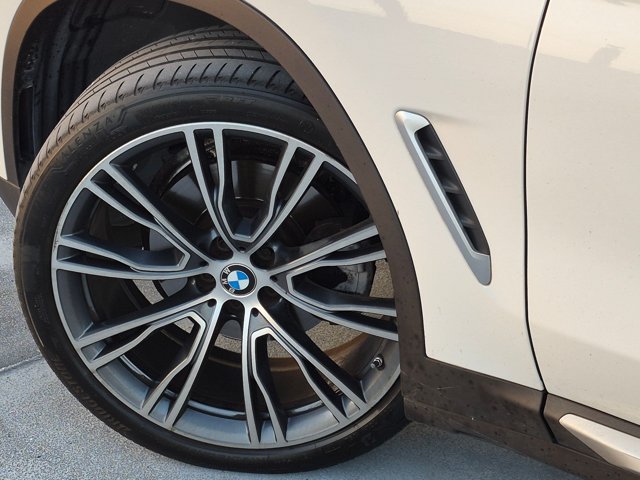Used 2024 BMW X4 xDrive30i w/ Parking Assistance Package AWD/4WD image 10