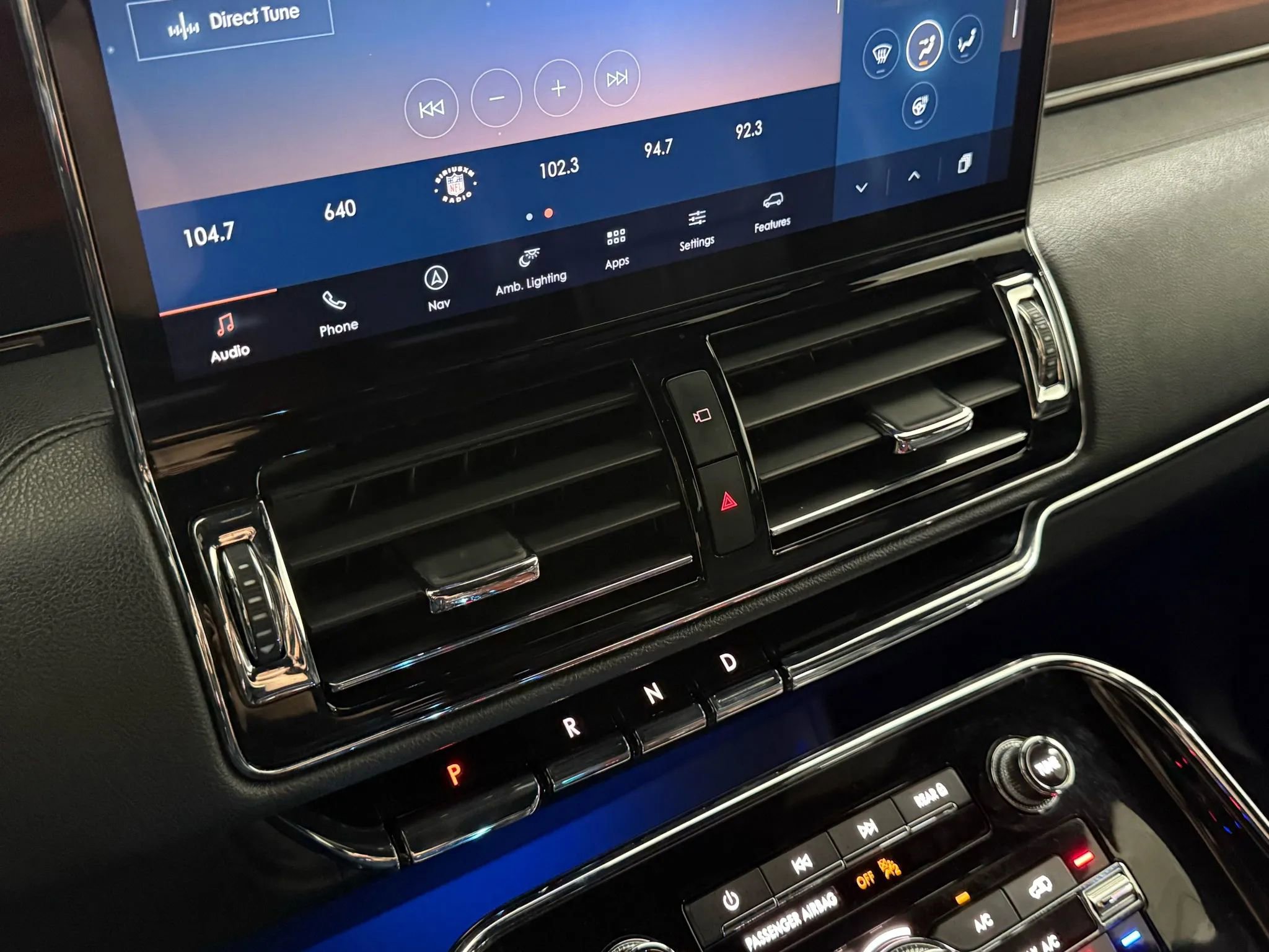 Used 2023 Lincoln Navigator L Standard Sport Utility 4D image 31