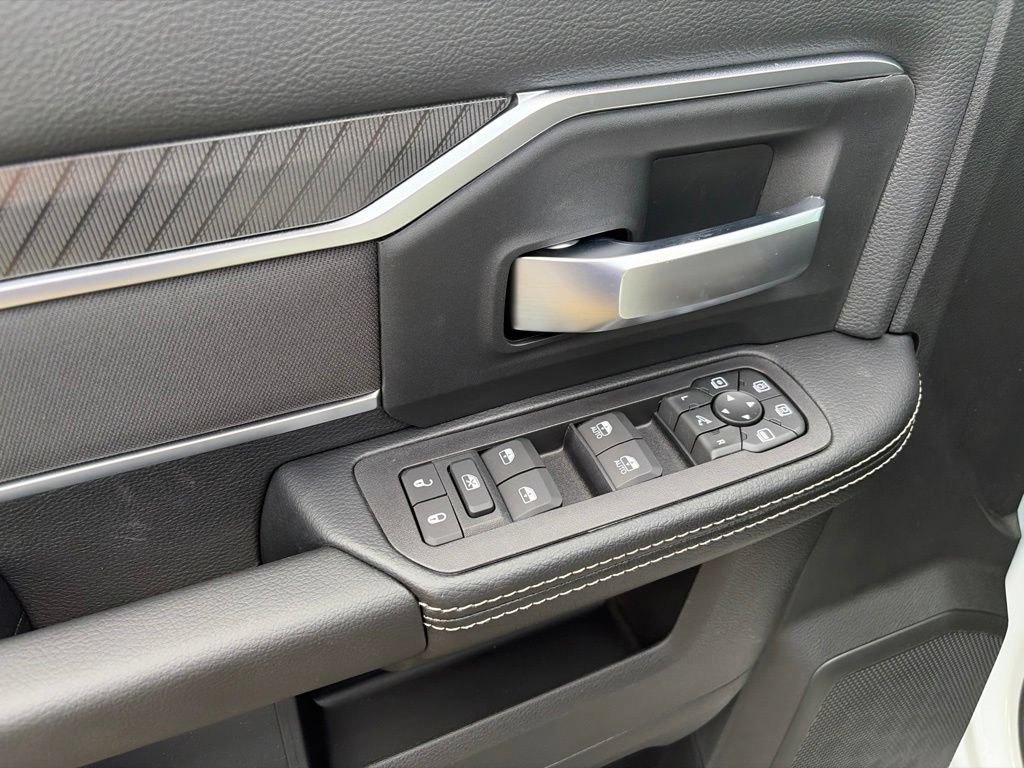 New 2027 RAM 2500 Big Horn AWD/4WD image 21