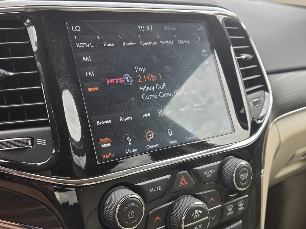 Used 2019 Jeep Grand Cherokee Limited AWD/4WD image 19