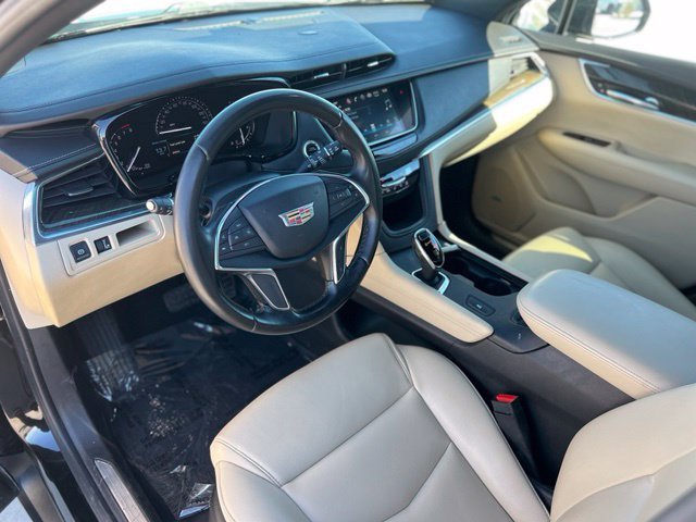 Used 2018 Cadillac XT5 FWD image 14