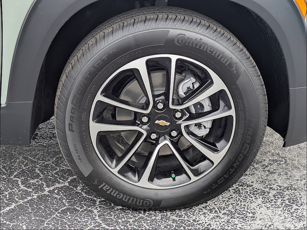 New 2026 Chevrolet TrailBlazer LT w/ Convenience Package FWD image 12