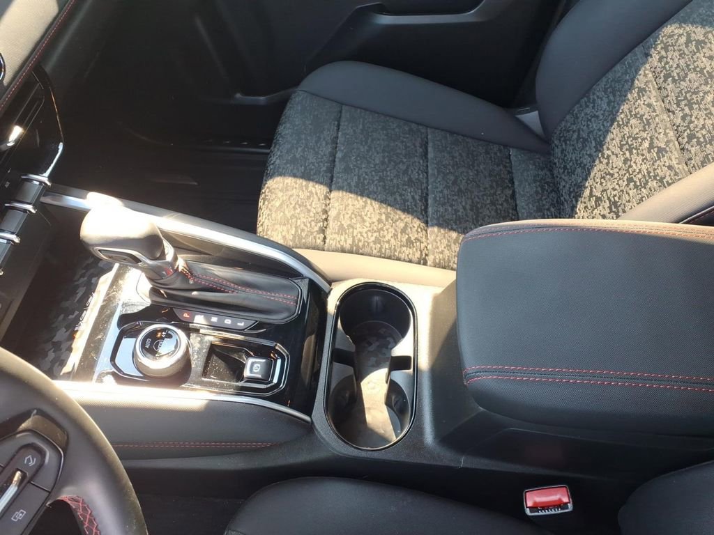 Certified 2024 Chevrolet Colorado Z71 w/ Z71 Convenience Package 2 image 16