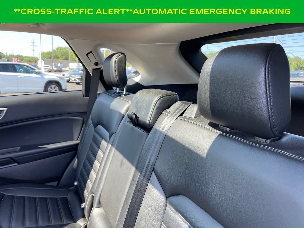 Used 2022 Ford Edge SEL w/ Convenience Package AWD/4WD image 12