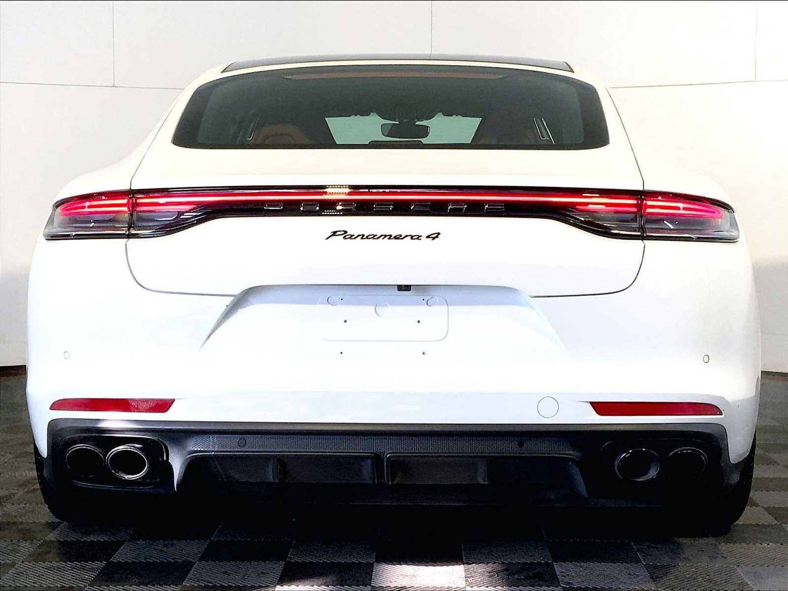 Certified 2023 Porsche Panamera 4 Platinum Edition AWD/4WD image 6