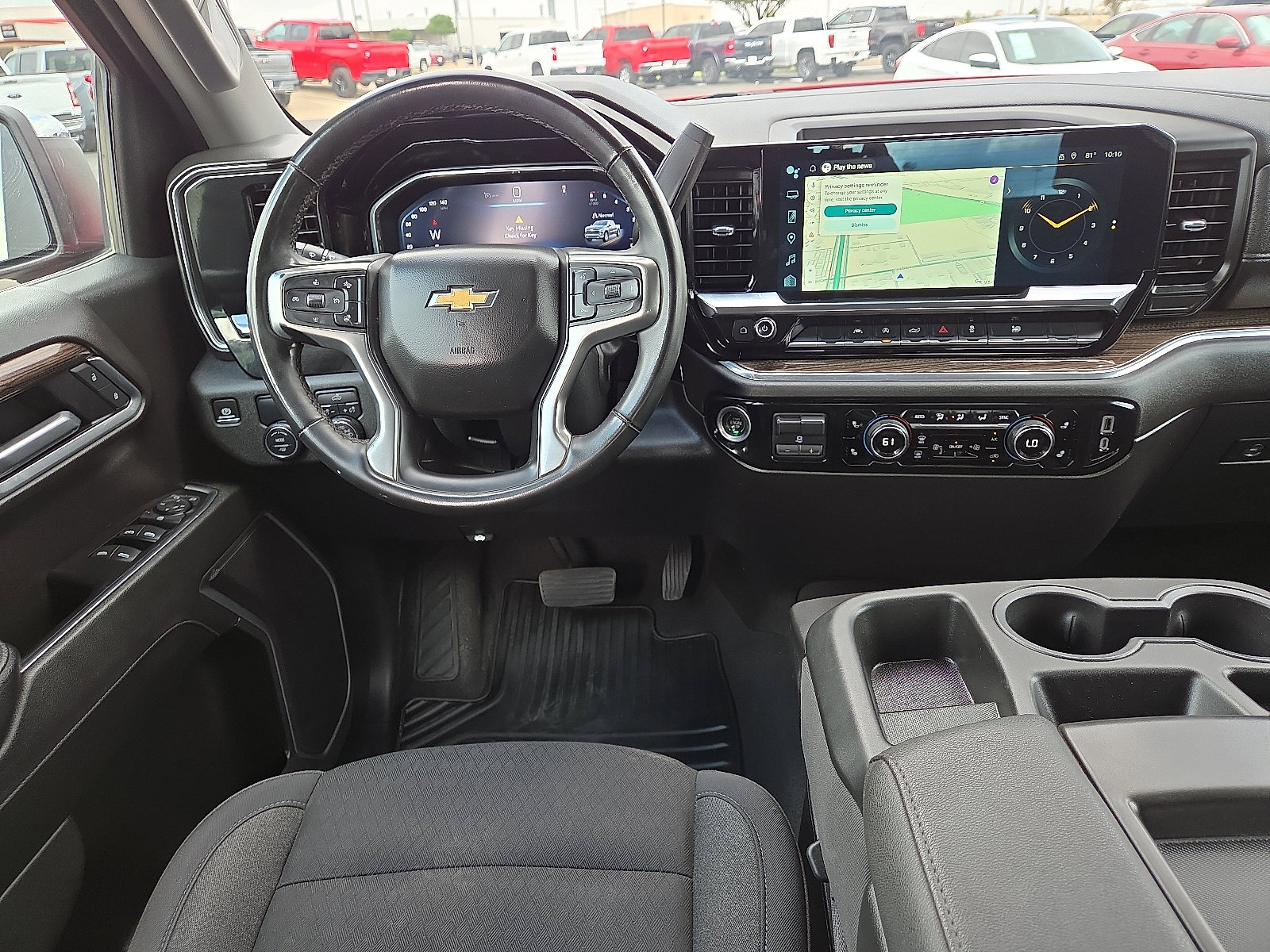 Used 2025 Chevrolet Silverado 1500 LT image 10