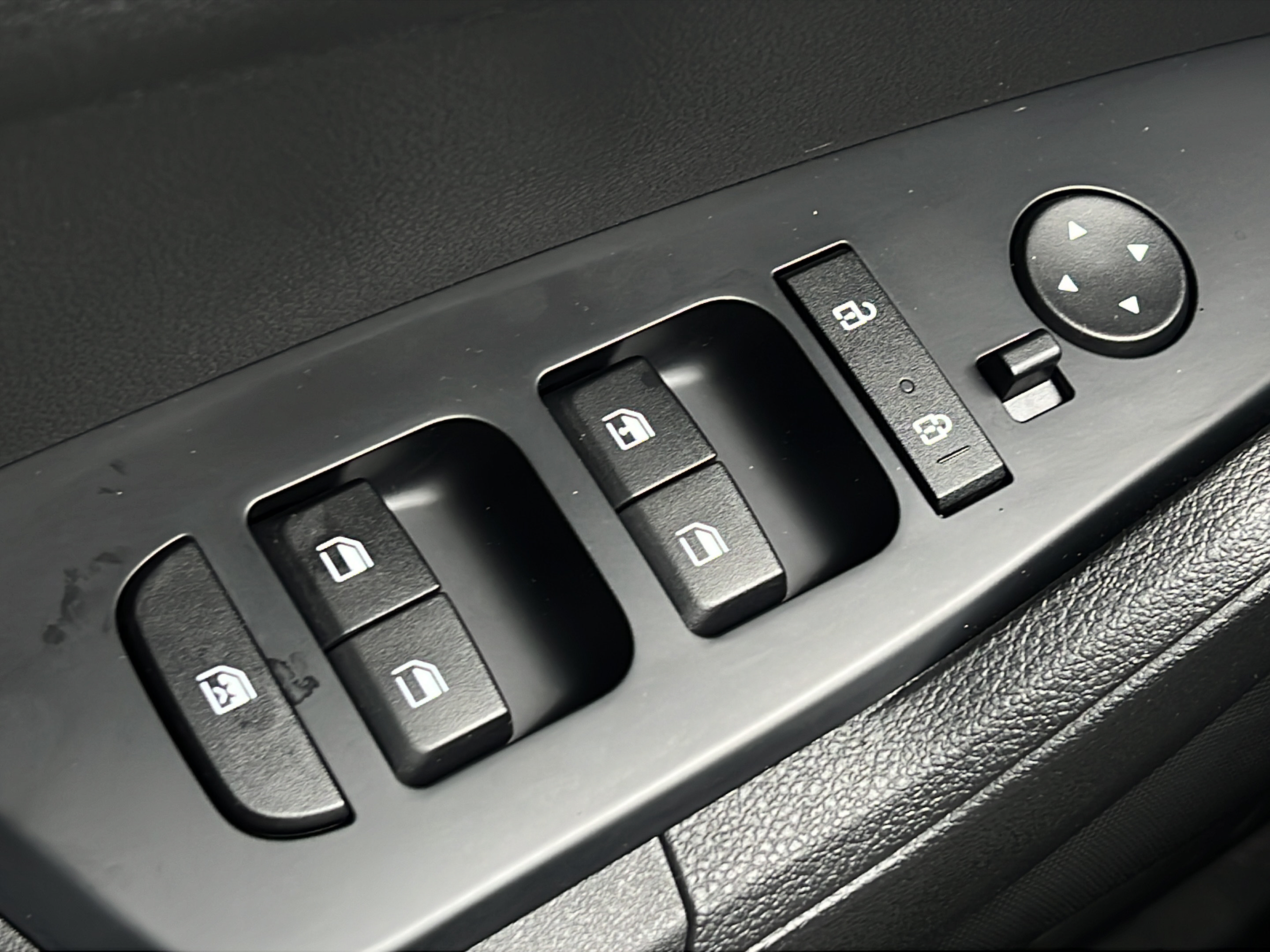 Certified 2025 Kia Sportage LX AWD/4WD image 20