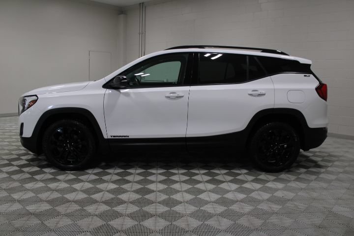Used 2021 GMC Terrain SLT w/ Elevation Edition AWD/4WD image 8