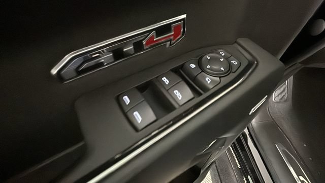 Used 2024 GMC Sierra 1500 AT4 w/ Technology Package AWD/4WD image 10
