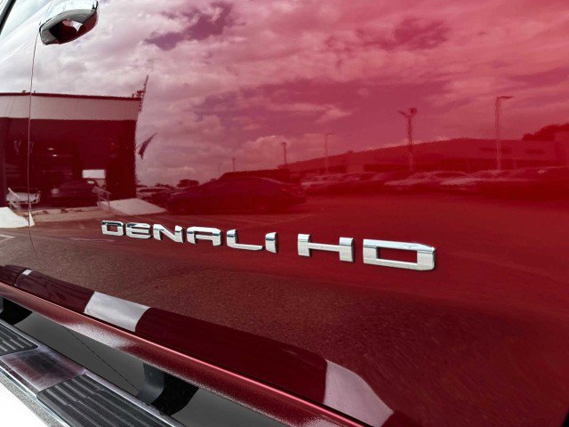 Used 2024 GMC Sierra 2500 Denali w/ Denali Reserve Package image 10