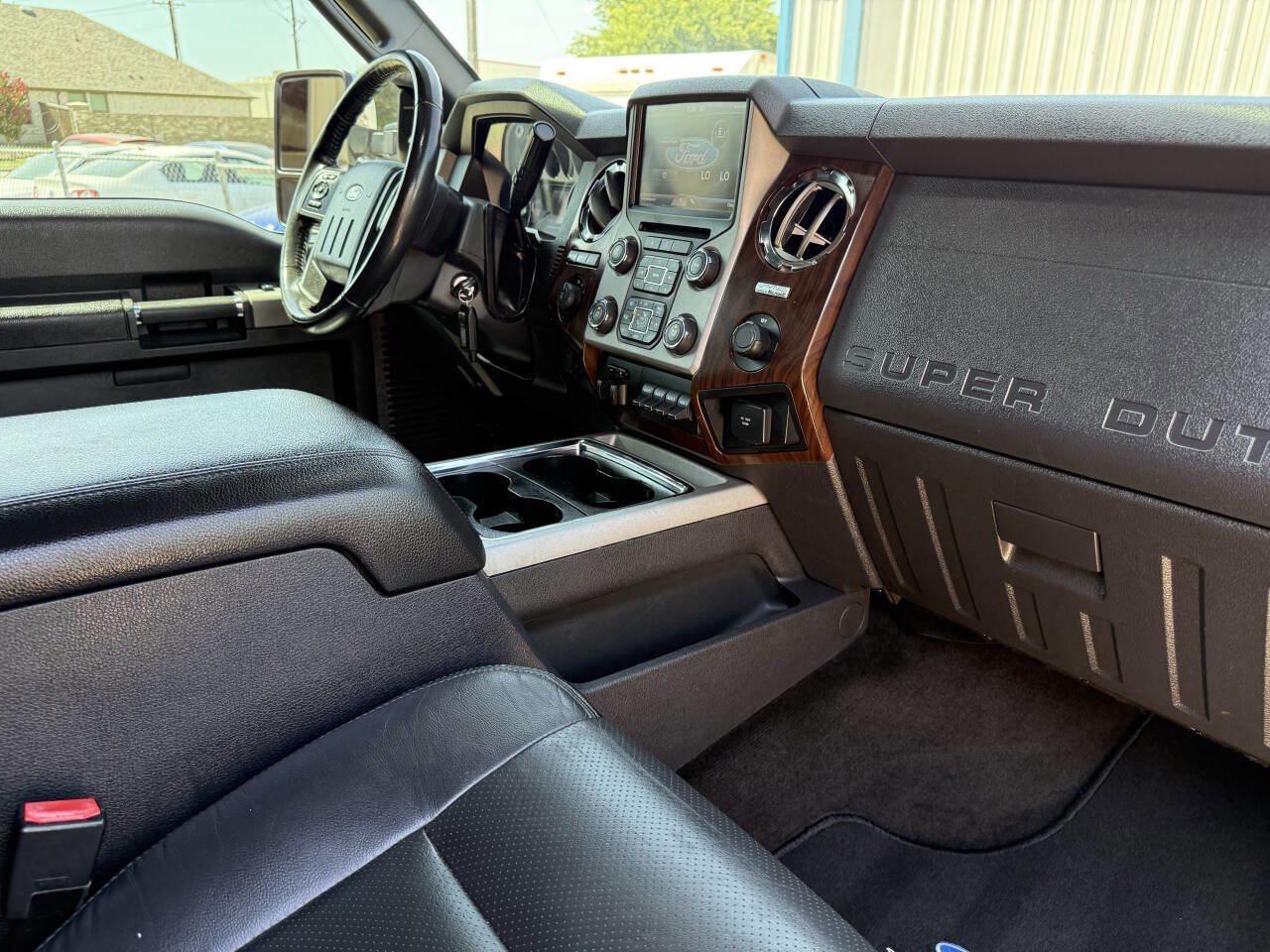 Used 2014 Ford F250 Lariat w/ Chrome Package image 21