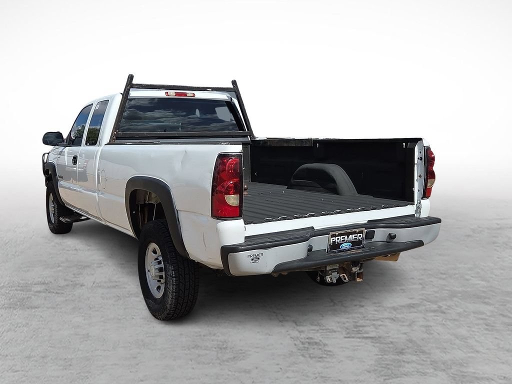 Used 2006 Chevrolet Silverado 2500 W/T RWD image 8