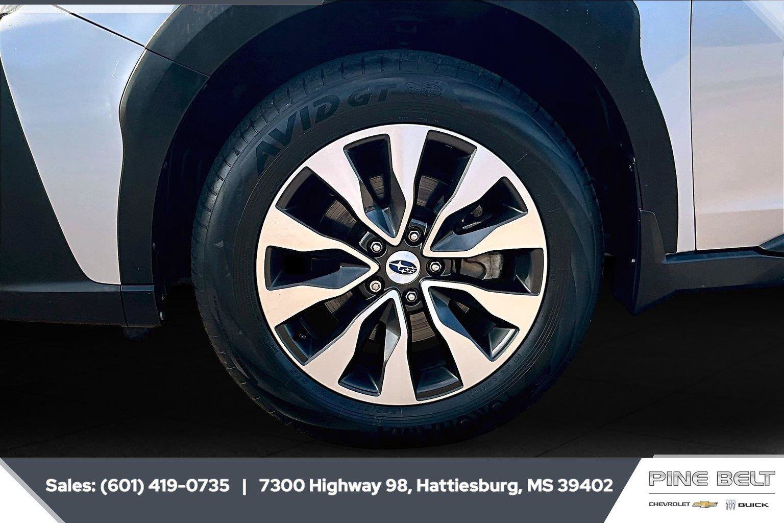 Used 2023 Subaru Outback Touring AWD/4WD image 7