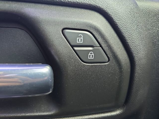Used 2021 Chevrolet Silverado 1500 Custom image 29