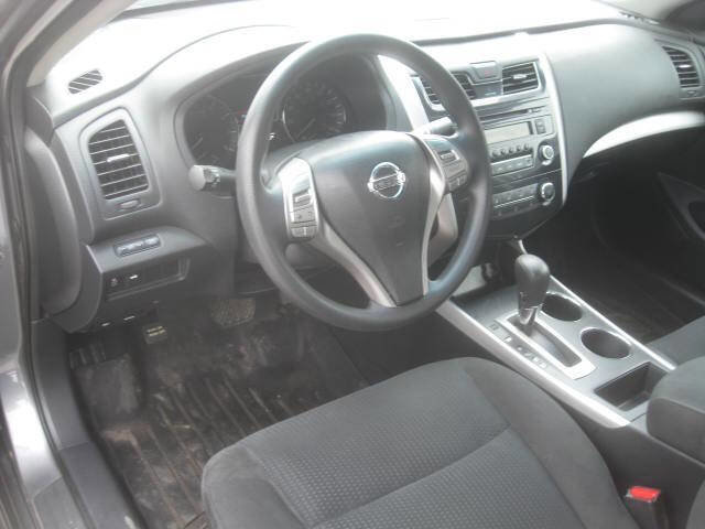 Used 2015 Nissan Altima 2.5 S w/ Power Driver Seat Package image 15