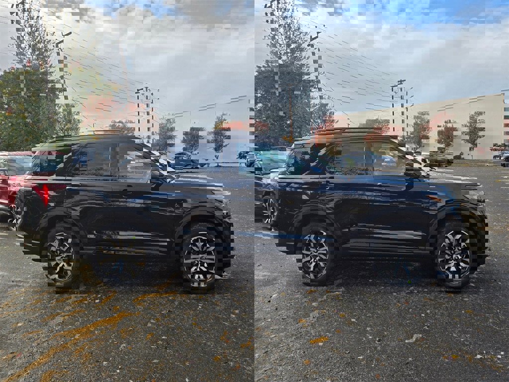 New 2026 Ford Explorer ST-Line image 4