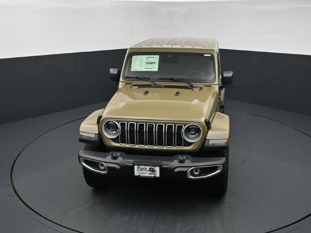 New 2026 Jeep Wrangler Unlimited Sahara AWD/4WD image 13
