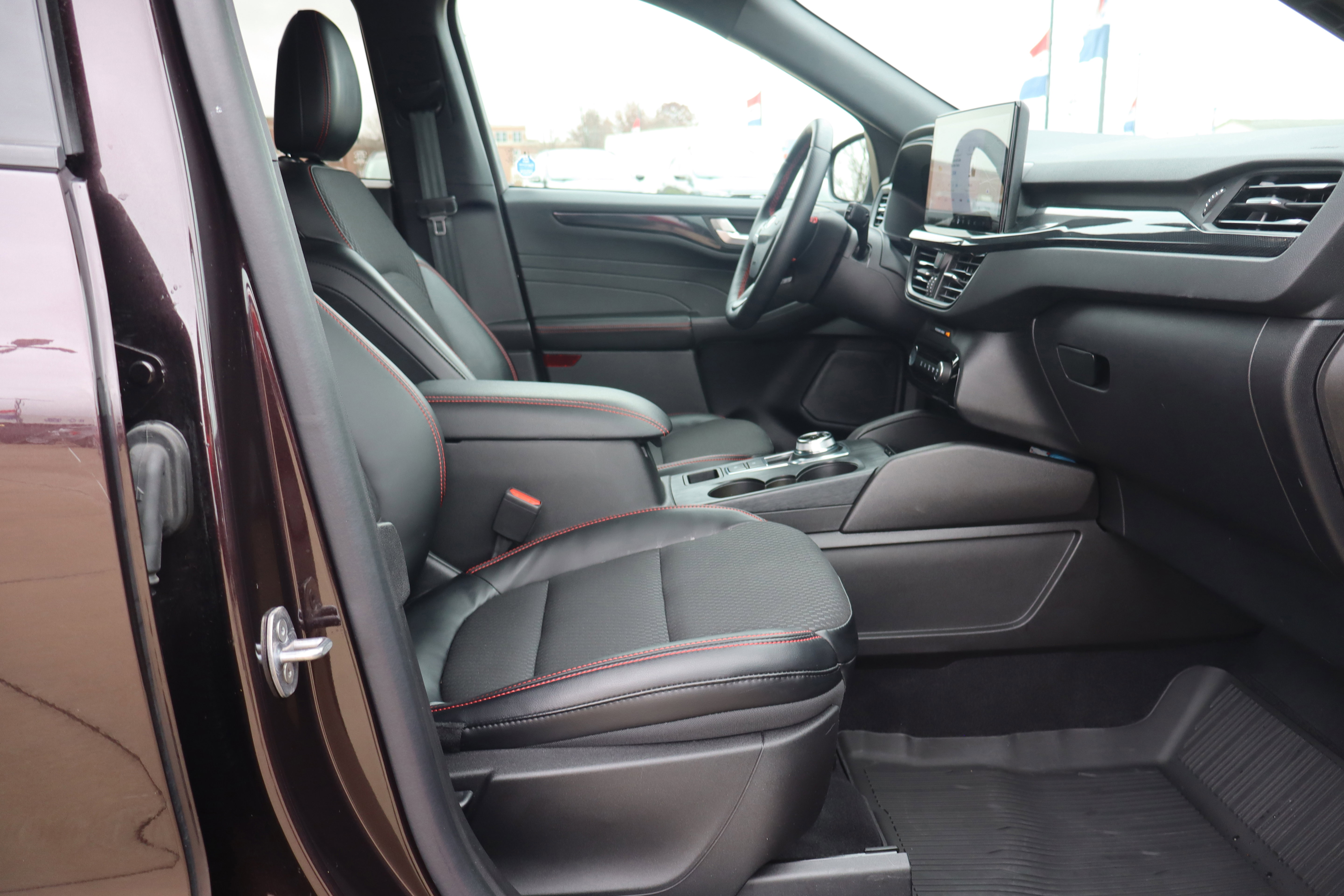 Used 2023 Ford Escape ST-Line w/ Tech Pack #1 image 13