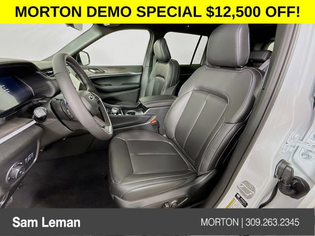 New 2025 Jeep Grand Cherokee Limited w/ Black Appearance Package image 21