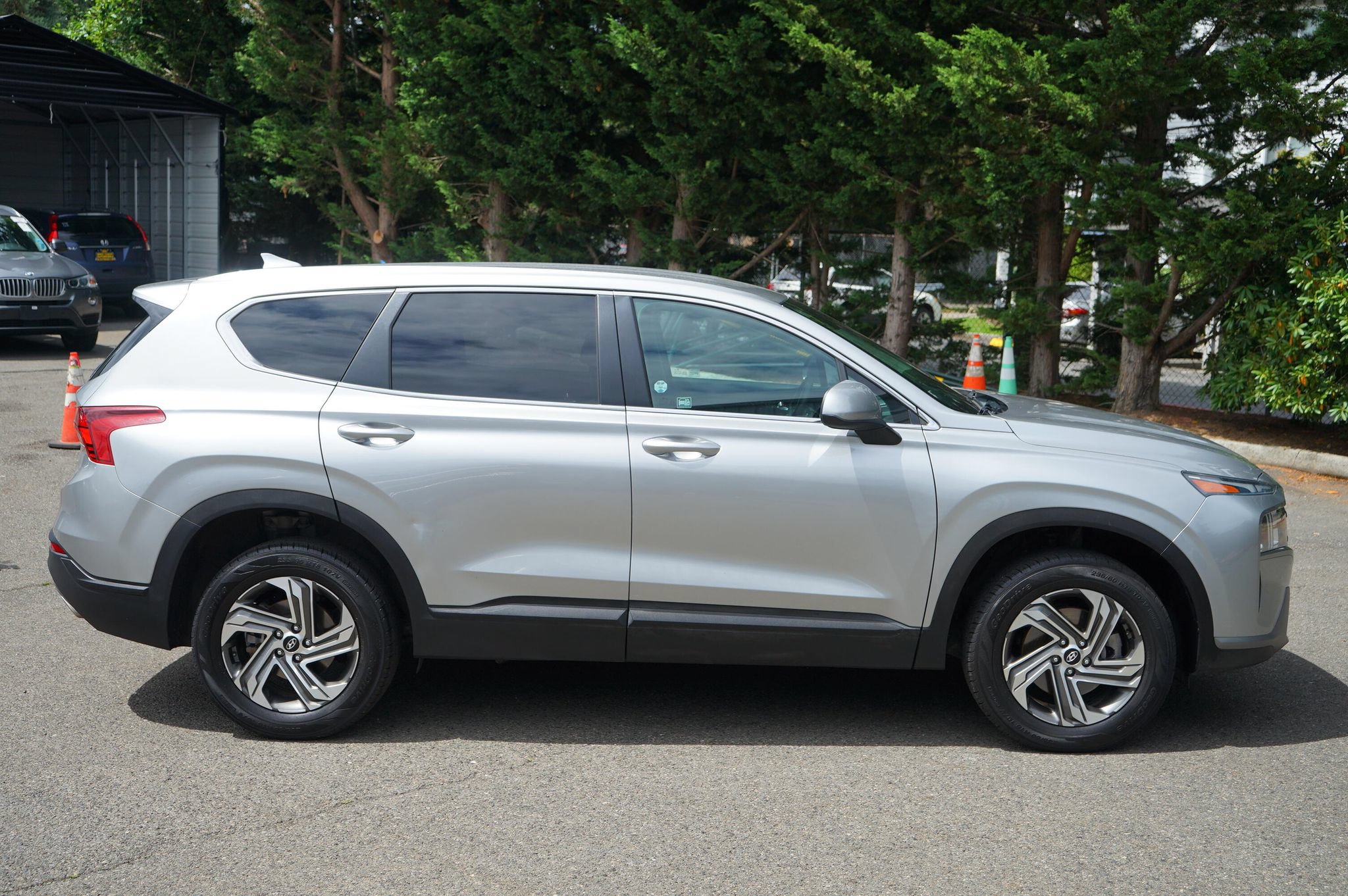 Used 2021 Hyundai Santa Fe SE AWD/4WD image 6