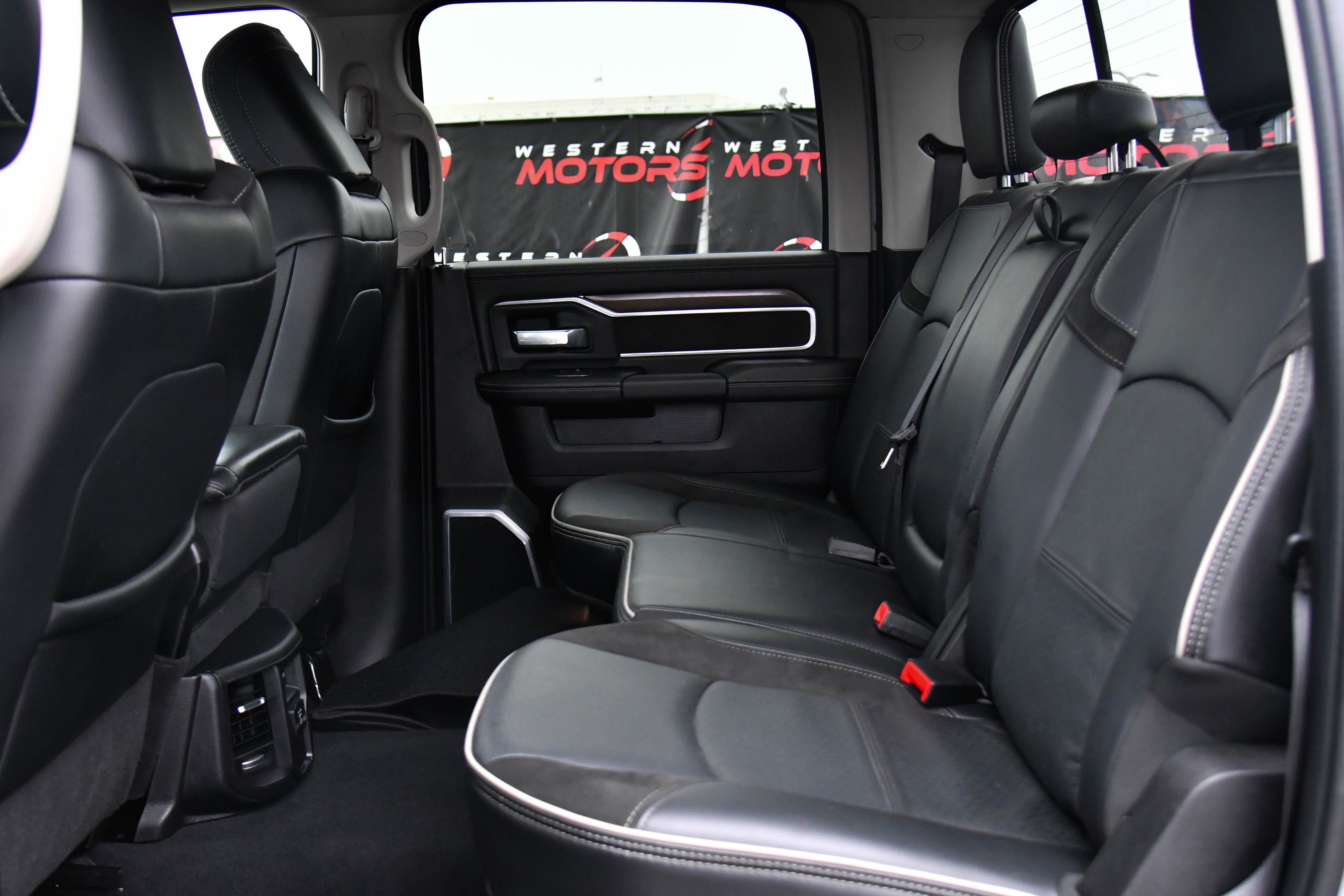 Used 2024 RAM 2500 Laramie image 44