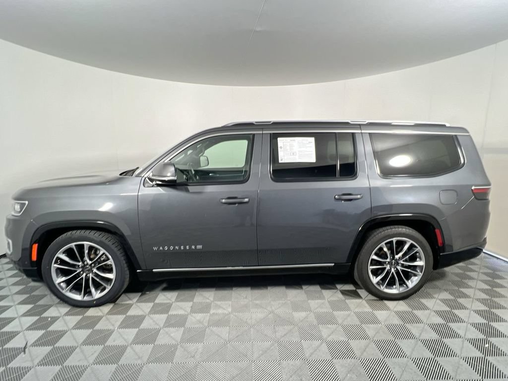 Used 2022 Jeep Wagoneer Series III w/ Premium Group I AWD/4WD image 6