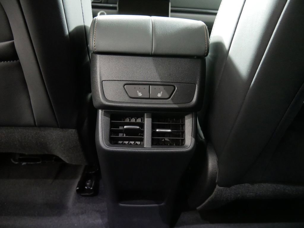 New 2026 GMC Terrain AT4 w/ Convenience Package III image 18