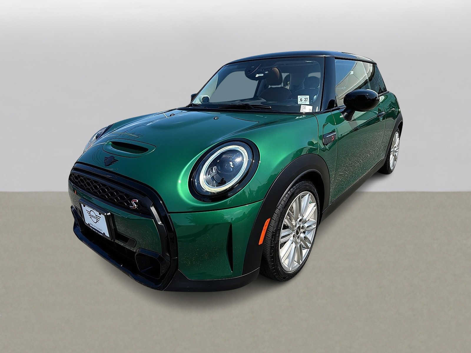 Used 2022 MINI Cooper S FWD image 1